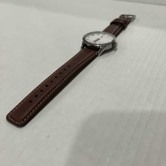 LIKE NEW!! Tommy Hilfiger
- Model: TH.142.25.1014 - Picture 2 of 7